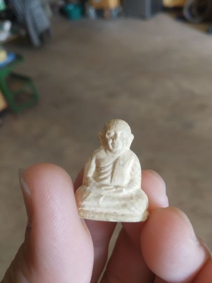 พระเนื้อผง(พระเนื้อผงเป็นพระรูปลอยพระหลวงพ่อเงินวัดบางคลาน(จังหวัดพิจิตร))พระบ้านพระเครื่องรางของมงคล รูปที่ 9