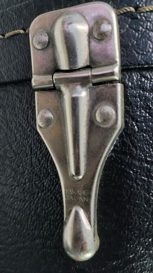 Hardcase TAKABE Vintage Japan ฮาร์ดเคสกีต้าร์ทรง Dreadnought 41"วัสดุหนังสีดำ ภายในบุกำมะหยี่สีน้ำเงิน ตัวล้อค บานพับ หูหิ้ว ใช้งานได้ปกติ รูปที่ 5