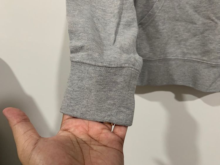 เสื้อกันหนาว THE NORTH FACE แท้ 💯 size M ขนาด อก 22 ยาว 26.5 สภาพใหม่มาก ดีเทลสวย มีหมวกคลุม ผ้าหนานุ่มมาก รายละเอียดดีหายากน่าสะสมครับ รูปที่ 5