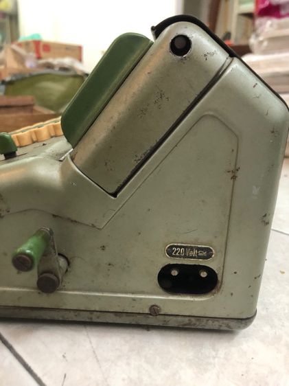 เครื่องคิดเงินโบราณ รูปที่ 2