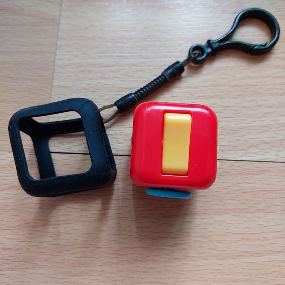fidget cube ของแท้ พร้อมพวงกุญแจแท้ รูปที่ 5