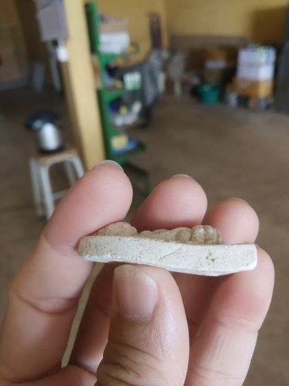 พระเนื้อผงผสมว่าน(พระเนื้อผงพุทโธคำ(วัดป่าสักทอง)(บางท่านว่าพระหลวงพ่อเกลื่อนเสกด้วย)(จังหวัดสุพรรณบุรี))พระบ้านพระเครื่องรางของมงคล รูปที่ 13