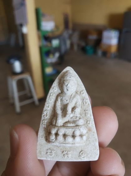 พระเนื้อผงผสมว่าน(พระเนื้อผงพุทโธคำ(วัดป่าสักทอง)(บางท่านว่าพระหลวงพ่อเกลื่อนเสกด้วย)(จังหวัดสุพรรณบุรี))พระบ้านพระเครื่องรางของมงคล รูปที่ 3