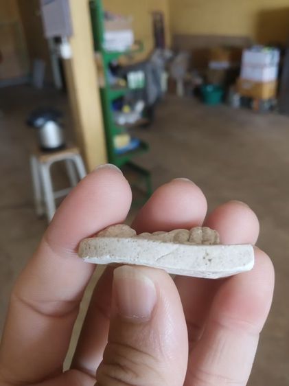 พระเนื้อผงผสมว่าน(พระเนื้อผงพุทโธคำ(วัดป่าสักทอง)(บางท่านว่าพระหลวงพ่อเกลื่อนเสกด้วย)(จังหวัดสุพรรณบุรี))พระบ้านพระเครื่องรางของมงคล รูปที่ 14