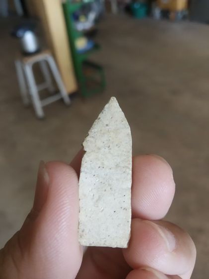 พระเนื้อว่านผสมผง(พระปางลีลากำแพงทุ่งเศรษฐีเรือพระปางลีลากำแพงเขย่งพิมพ์ห้าเหลี่ยม(ไม่ทราบพระเกจิ))พระบ้านพระเครื่องรางของมงคล รูปที่ 6