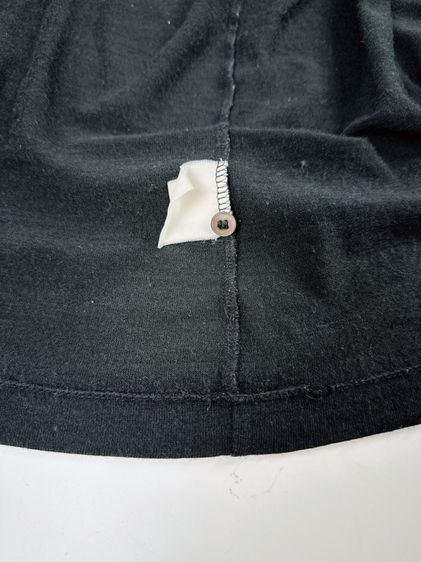 เสื้อเชิ้ต Yves Saint Lauren อก38ไหล่17.5ยาว27 สีดำ ผ้าคอตตอนผสมโพลี สภาพสวย ไม่ขาด ใส่หล่อมาก  รูปที่ 5