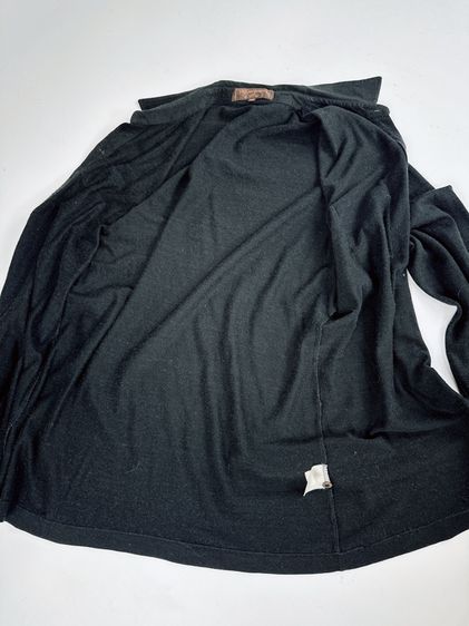 เสื้อเชิ้ต Yves Saint Lauren อก38ไหล่17.5ยาว27 สีดำ ผ้าคอตตอนผสมโพลี สภาพสวย ไม่ขาด ใส่หล่อมาก  รูปที่ 6
