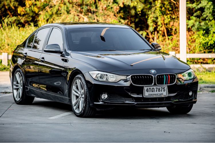 BMW Series 3 2014 316i Sedan เบนซิน ไม่ติดแก๊ส เกียร์อัตโนมัติ ดำ รูปที่ 3
