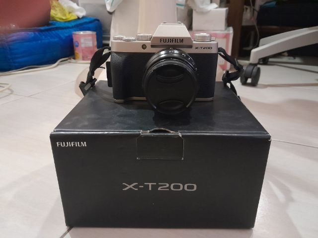 กล้องมิลเลอร์เลส ไม่กันน้ำ กล้อง Fujifilm X-T200 พร้อมเลนส์กล้องและอุปกรณ์ในกล่อง