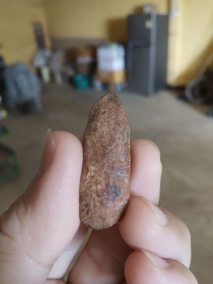 พระเนื้อดิน(พระปางลีลากำแพงทุ่งเศรษฐี(พระปางลีลากำแพงเม็ดขนุน)(180380)(ไม่ทราบพระเกจิที่สร้าง))พระบ้านพระเครื่องรางของมงคล รูปที่ 12