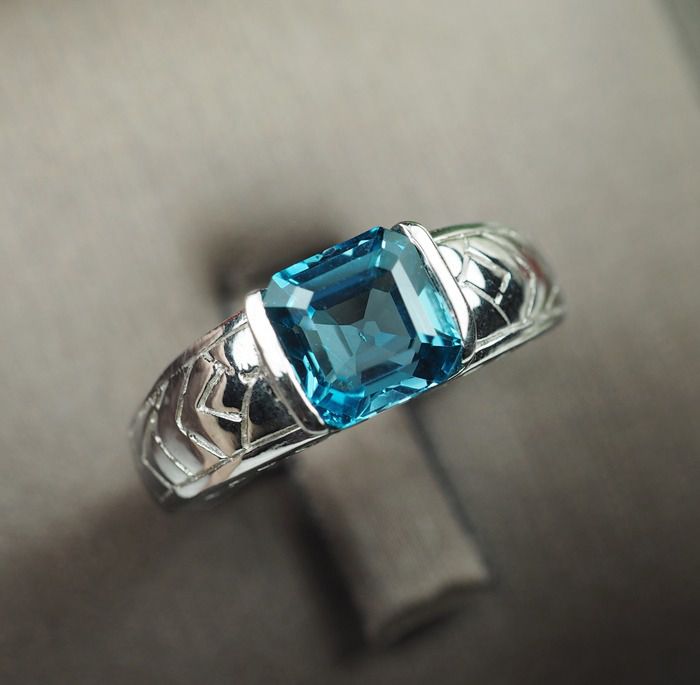 แหวนพลอยแท้ลอนดอนโทปาสสีน้ำเงินสวยมาก (12608) รูปที่ 5