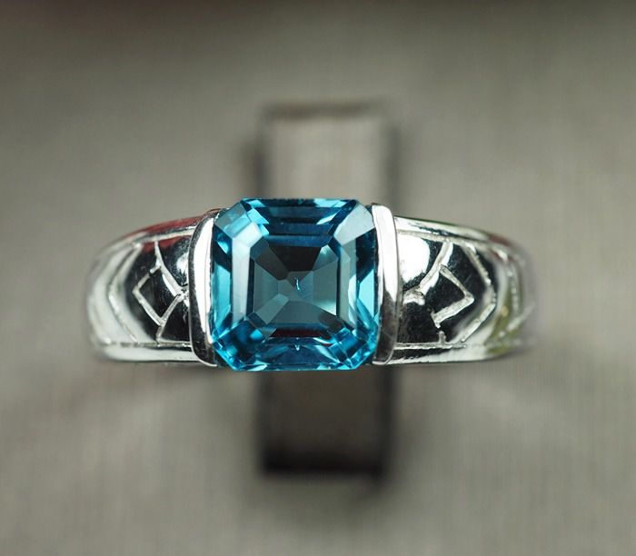 แหวนพลอยแท้ลอนดอนโทปาสสีน้ำเงินสวยมาก (12608) รูปที่ 4