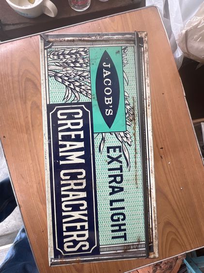 กล่องสังกะสีขนมปังโบราณ รูปที่ 5