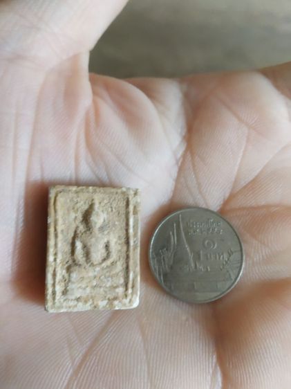 พระเนื้อผงว่านผสมพระเกศา(พระสมเด็จพิมพ์คะแนน(แขนหักศอก)(พระเกจิ)(พระหลวงพ่อบุญเรือง)วัดพิชโสภาราม(จังหวัดอุบลราชธานี))พระเครื่องรางของมงคล รูปที่ 5