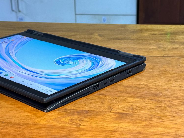 (3355) Notebook Lenovo ThinkPad X380 Yoga Touch Screen 9,990 บาท รูปที่ 2