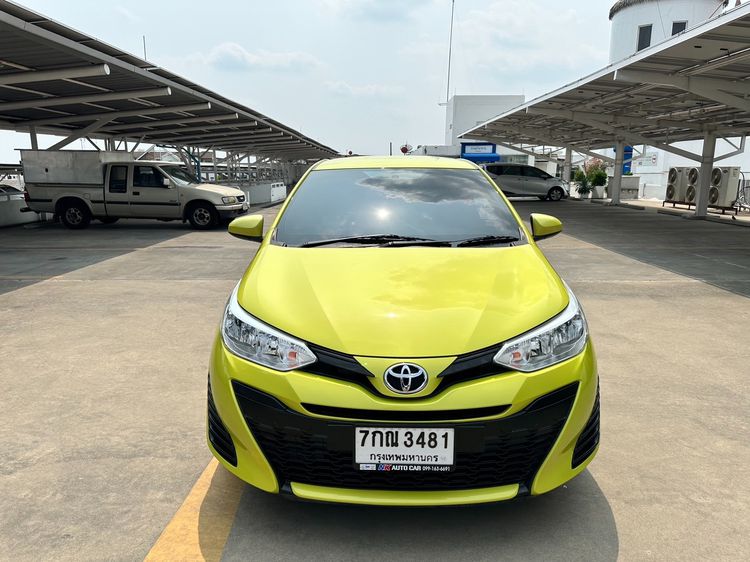 Toyota Yaris 2018 1.2 Entry Sedan เบนซิน ไม่ติดแก๊ส เกียร์อัตโนมัติ เหลือง รูปที่ 3