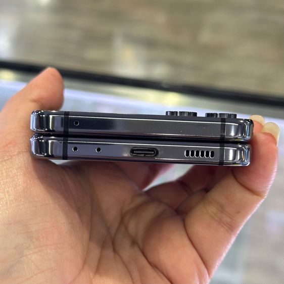 Samsung Z Flip5 512GB สีดำ เครื่องศูนย์ สภาพสวยมากๆ ประกันศูนย์ยาวๆ ครบยกกล่อง🔥🔥 รูปที่ 12
