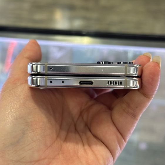 Samsung Z Flip5 512GB สีขาว เครื่องศูนย์ สภาพสวยมากๆ ประกันศูนย์ยาวๆ ครบยกกล่อง🔥🔥 รูปที่ 12