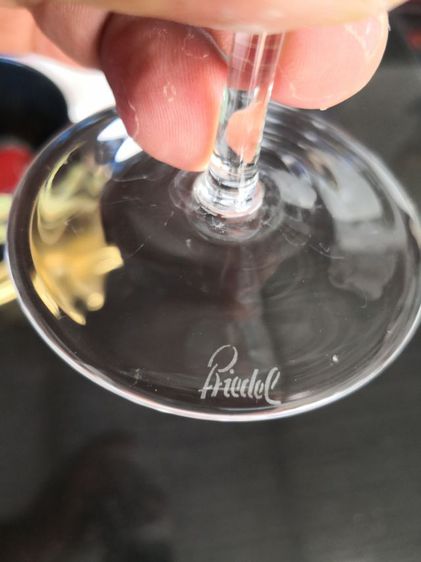 RIEDEL แก้วไวน์แบรนระดับโลก

 รูปที่ 2