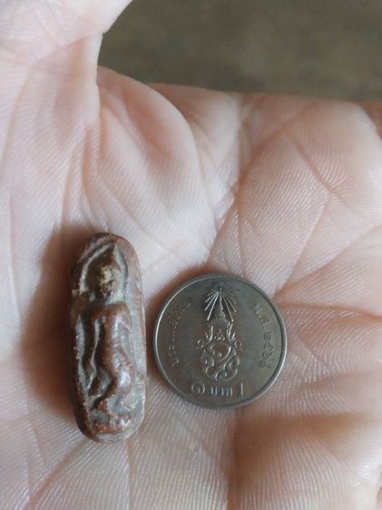 พระเนื้อดินพิมพ์เล็ก(พระปางลีลากำแพงเม็ดขนุนหรือพระปางลีลากำแพงนิ้ว(200310)(ไม่ทราบพระเกจิที่สร้าง))พระบ้านพระเครื่องรางของมงคล รูปที่ 4