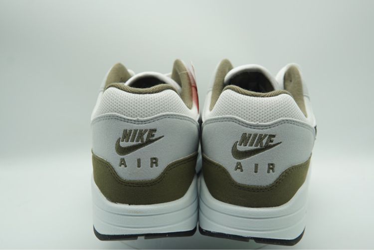 Nike Air Max 1 Medium Olive รูปที่ 9