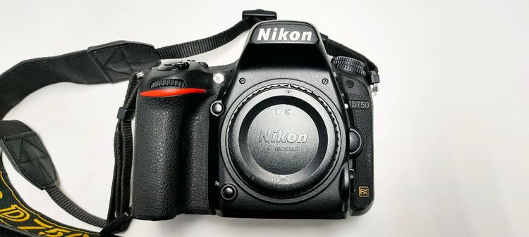 กล้อง DSLR ไม่กันน้ำ ขาย Nikon D750  สภาพสวย