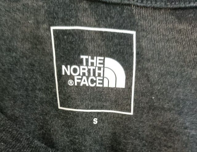 เสื้อยืด The North Face รูปที่ 4