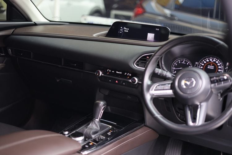 Mazda CX-30 2020 2.0 SP Sedan เบนซิน ไม่ติดแก๊ส เกียร์อัตโนมัติ เทา รูปที่ 4