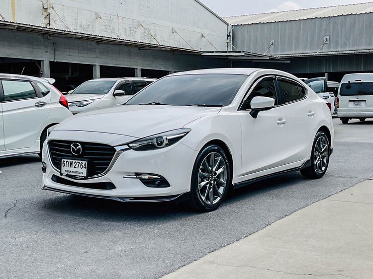 Mazda Mazda3 2016 2.0 SP Sports Sedan เบนซิน ไม่ติดแก๊ส เกียร์อัตโนมัติ ขาว