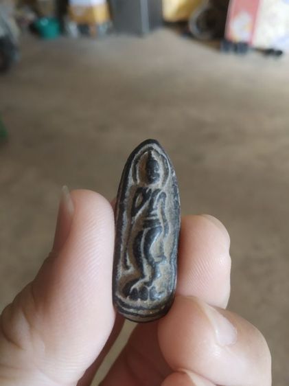 พระเนื้อดินผสมผงใบลาน(พระปางลีลากำแพงเม็ดขนุนหรือถ้าปางลีลากำแพงสวรรค์ยืน(210309)(ไม่ทราบพระเกจิที่สร้าง))พระบ้านพระเครื่องรางของมงคล รูปที่ 8