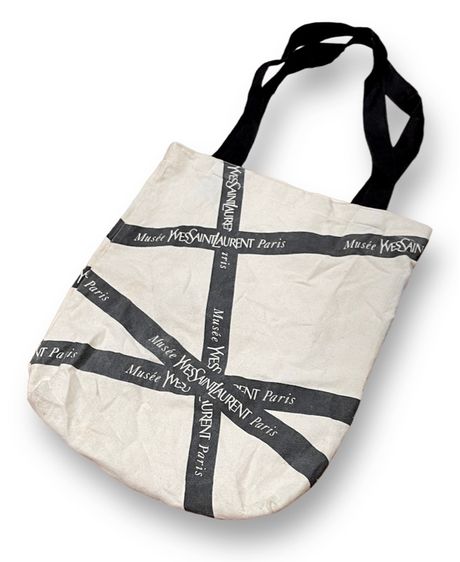 กระเป๋ามือสองของแท้ YSL YVES SAINT LAURENT FRANCE PARIS MUSEUM LIMITED TOTE BAG มือ2 รูปที่ 3