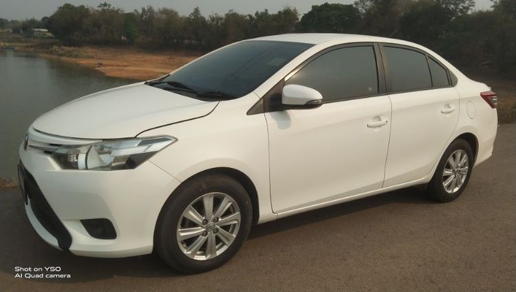 Toyota Vios 2015 1.5 E เบนซิน เกียร์อัตโนมัติ ขาว รูปที่ 4