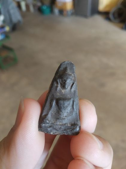 พระเนื้อดินผสมผงใบลาน(พระผงสุพรรณเนื้อดำหลังเรียบ(200101)(ไม่ทราบพระเกจิที่สร้าง))พระบ้านพระเครื่องรางของมงคล รูปที่ 7