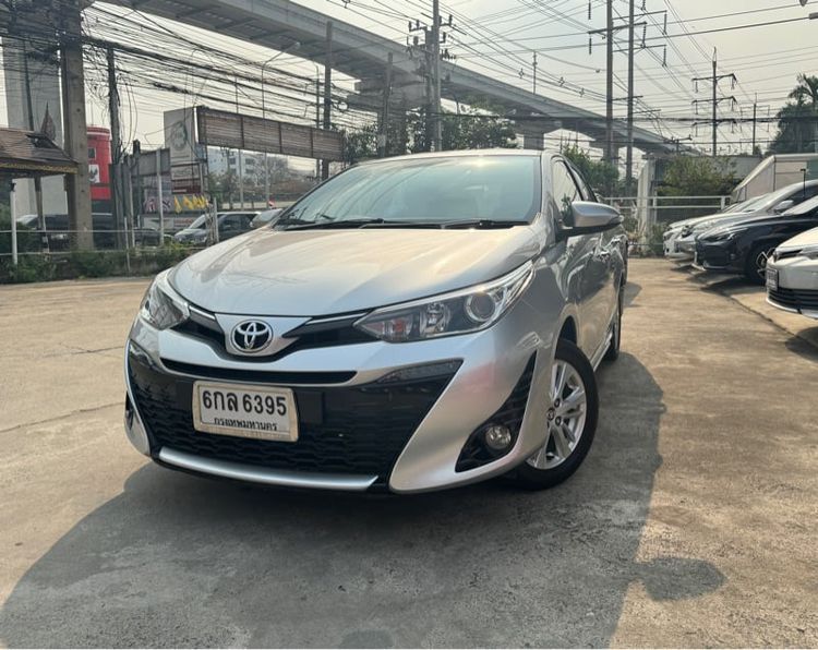 Toyota Yaris 2017 1.2 G Sedan เบนซิน ไม่ติดแก๊ส เกียร์อัตโนมัติ บรอนซ์เงิน
