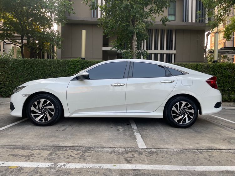 Honda Civic 2017 1.8 EL i-VTEC Sedan เบนซิน ไม่ติดแก๊ส เกียร์อัตโนมัติ ขาว รูปที่ 4