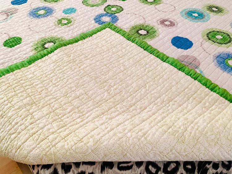 ผ้าปูรองนอน (แบบหนา) ขนาด 4.5-5ฟุต สีเขียวลายวงกลมกราฟฟิก (สภาพใหม่) มือสองขายตามสภาพ สินค้าญี่ปุ่น-เกาหลีแท้ รูปที่ 11
