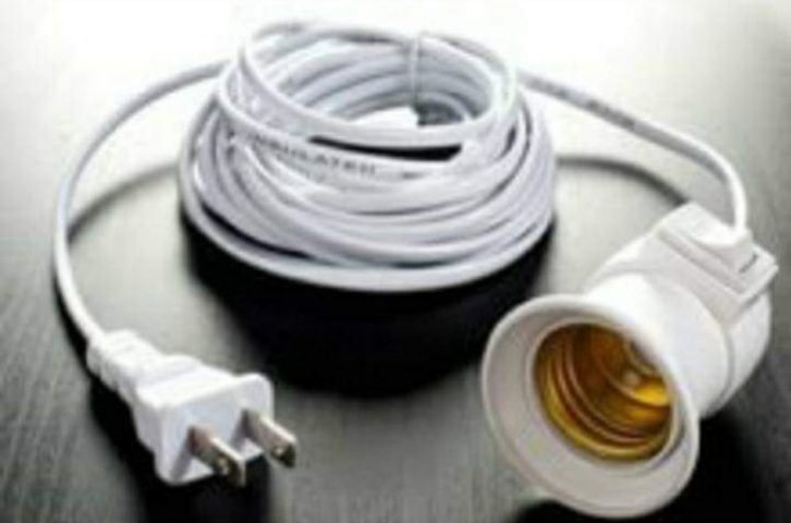 สายไฟพร้อมขั้วเกลียว