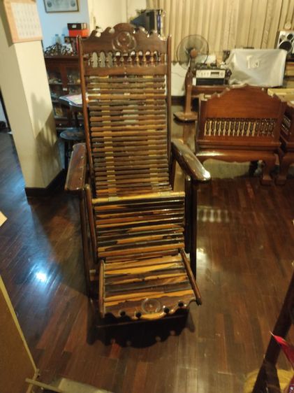 เก้าอี้​ฮ่องเต้​วิ​นเท​จ​ทำจาก​ไม้​ชิงชัน​ รูปที่ 2