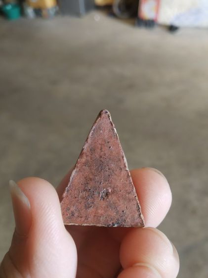 พระเนื้อดิน(พระพิมพ์พระนางพญาหลังเรียบ(200204)(ไม่ทราบพระเกจิที่สร้าง))พระบ้านพระเครื่องรางของมงคล รูปที่ 9