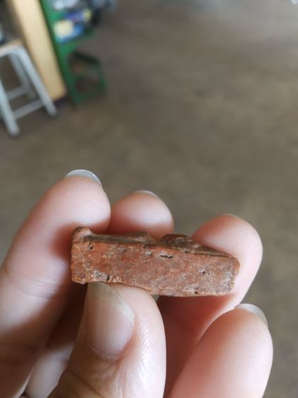 พระเนื้อดิน(พระพิมพ์พระนางพญาหลังเรียบ(200207)(ไม่ทราบพระเกจิที่สร้าง))พระบ้านพระเครื่องรางของมงคล รูปที่ 17