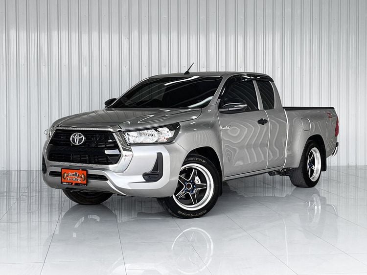 Toyota Hilux Revo 2023 2.4 Z Edition Entry Pickup ดีเซล เกียร์ธรรมดา เทา