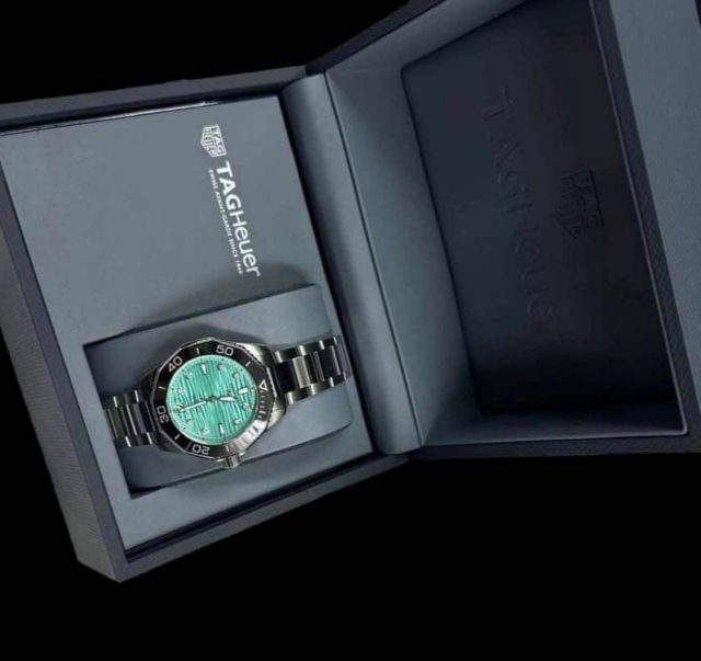 (NEW)Tag Heuer Aquaracer 300M. Auto Diamond Black Ceramic Green Dial WBP231K (36mm.)🇨🇭🇨🇭
  รูปที่ 4