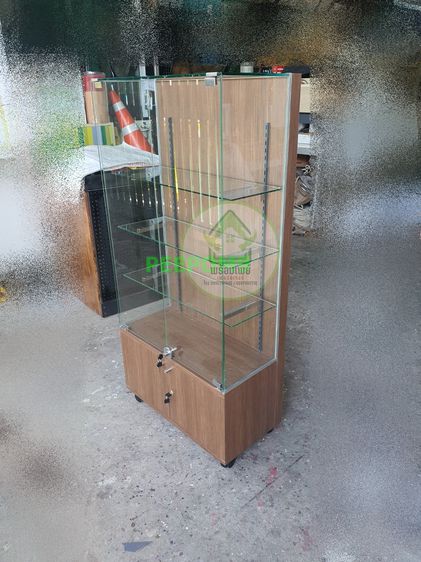 P0004 ตู้โชว์กระจก ลายไม้ มีชั้นสามารถปรับระดับได้  งาน DIYค่ะ รูปที่ 18