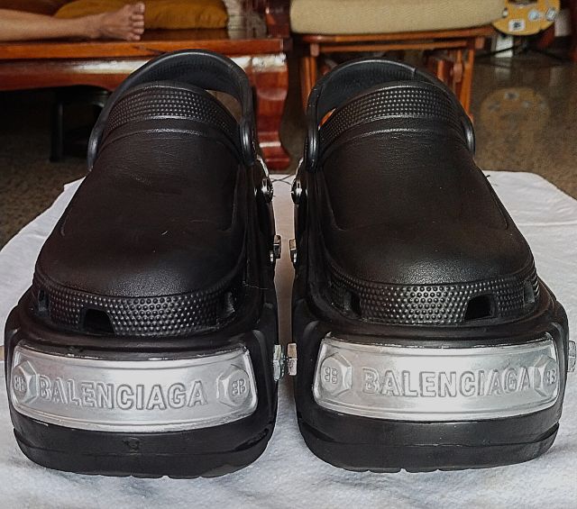 Balenciaga x Crocs Hardcrocs Sandal รูปที่ 4