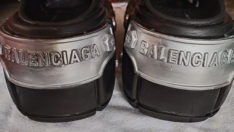 Balenciaga x Crocs Hardcrocs Sandal รูปที่ 8