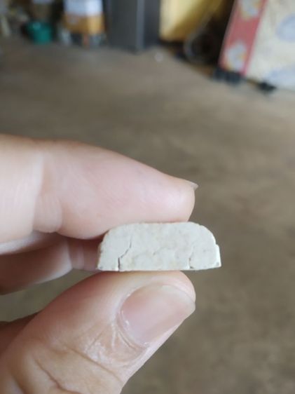 พระเนื้อผงมวลสาร(พระผงพระพิมพ์พระเจ้าสัว(พระหลวงพ่อเพชร)วัดป่าม่วงไข่(พระชำรุดหรือพระซ่อม)(จังหวัดเลย))พระบ้านพระเครื่องรางของมงคล รูปที่ 16