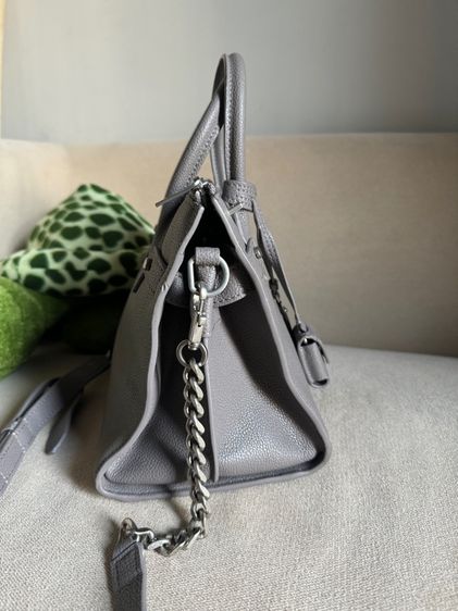 กระเป๋า yves saint laurent สีเทา ใบกระทัดรัด รูปที่ 4