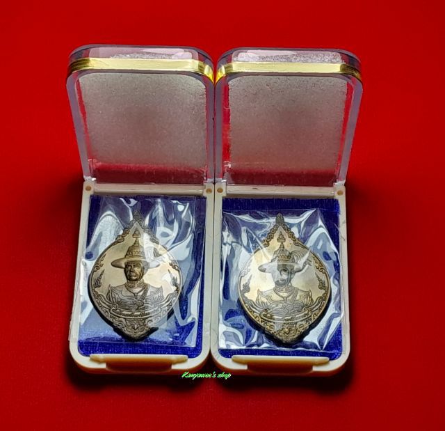 เหรียญสมเด็จพระเจ้าตากสินมหาราช 
รุ่น ชนะศึกปราบไพรี ปี 2562 เนื้อทองระฆังซาติน ตอกโค้ด,รวย รูปที่ 6