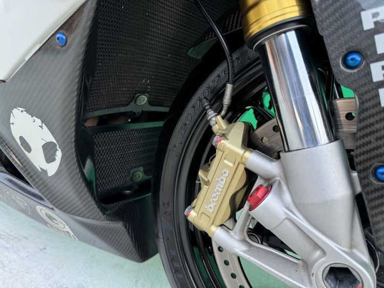 BMW S1000RR TRICOLOR 2014 รูปที่ 9