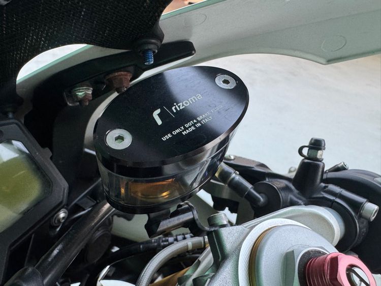 BMW S1000RR TRICOLOR 2014 รูปที่ 14